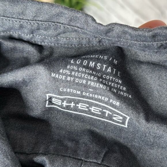 Loomstate Sheetz Short Sleeve Stain-Resistant Tapered Button Down Shirt Medium - Picture 6 of 6
